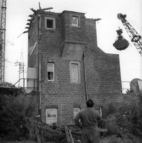 WF 5957 (Abriss Abzw Lechtenberg) aus 10 Uhr.jpg