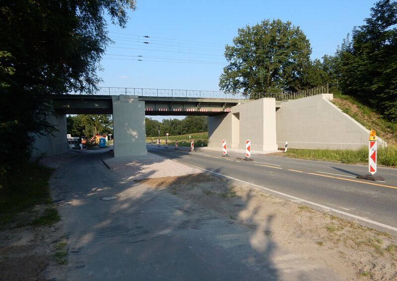 Datei:Warendorfer Brücke von Osten (nachher).jpg
