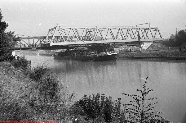 BD Mst-1969-0968 (Kanalbrücke).jpg