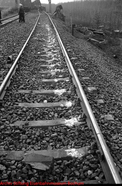 BD Mst-1970-1471 (Güterzugentgleisung).jpg